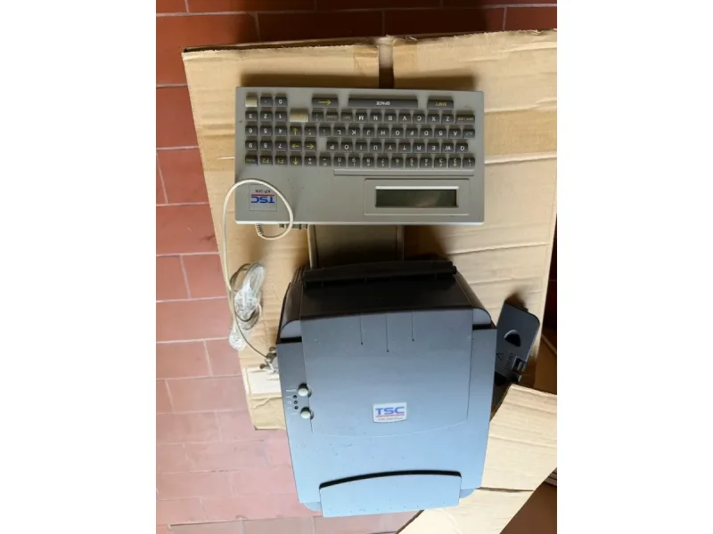 Impressora TSC TTP-243 Plus Profissional com teclado