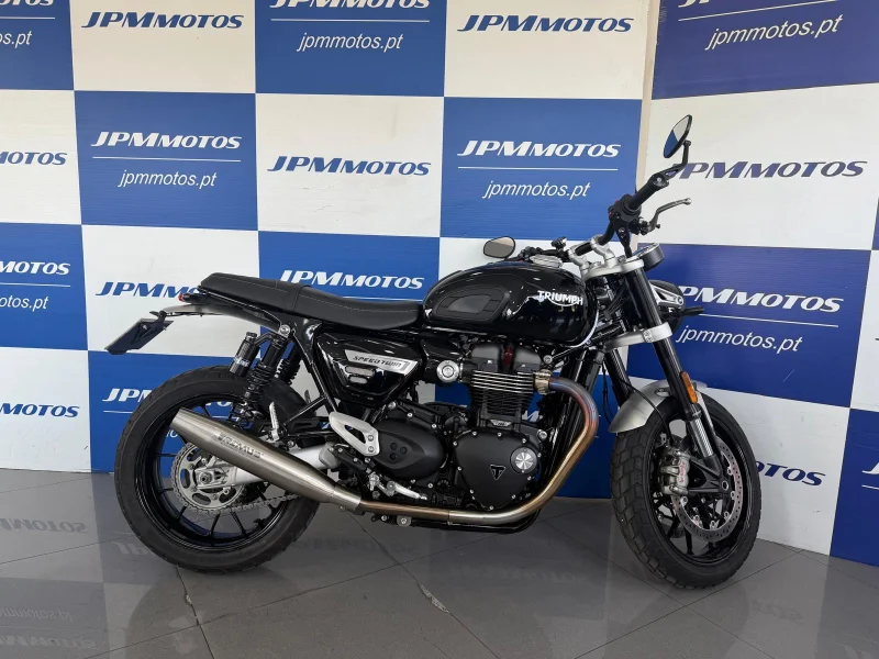TRIUMPH SPEED TWIN 1200