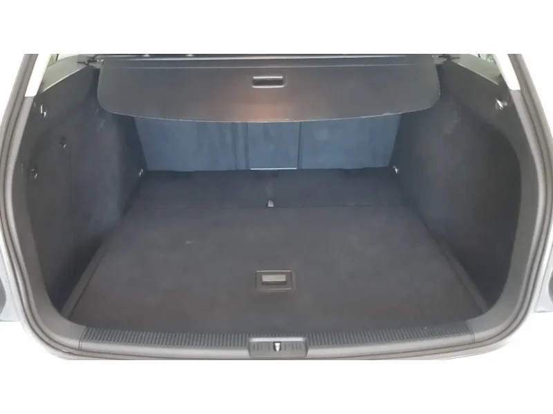 Volkswagen Golf Variant Confortline 1.6 TDI 105 CV