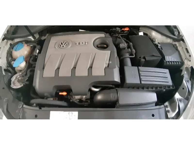 Volkswagen Golf Variant Confortline 1.6 TDI 105 CV